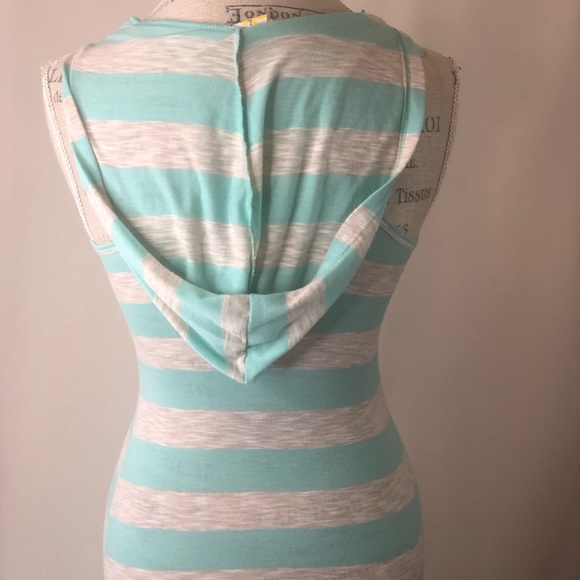 Lily Bleu Beach Maxi Dress - Picture 5 of 6